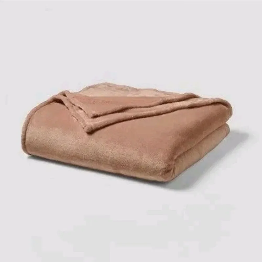 Threshold Microplush Blankets Full/Queen 90